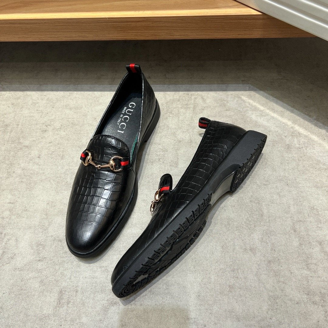 Gucci Men's Croc-Embossed Horsebit Loafers